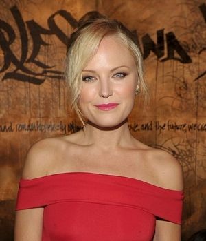 Голая Малин Акерман