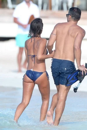 Голая Джессика Альба - фото 30