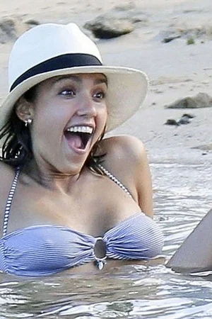 Голая Джессика Альба - фото 32