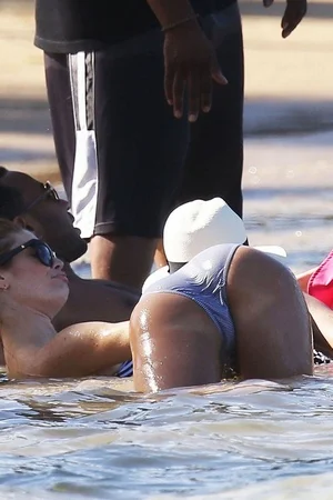 Голая Джессика Альба - фото 33