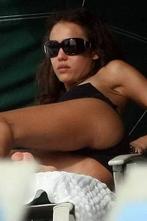 Голая Джессика Альба - фото 39