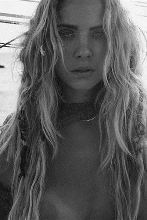 Голая Эшли Бенсон - фото 24