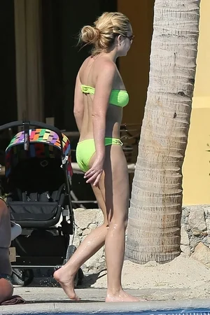 Голая Аманда Байнс - фото 22