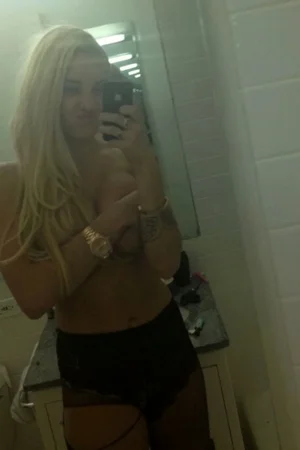 Голая Аманда Байнс - фото 28