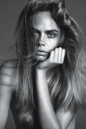 Эротические фотосессии Кары Делевинь - фото 49