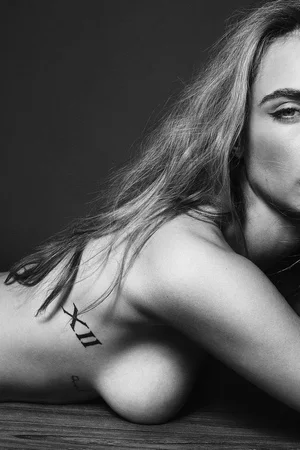 Эротические фотосессии Кары Делевинь - фото 58