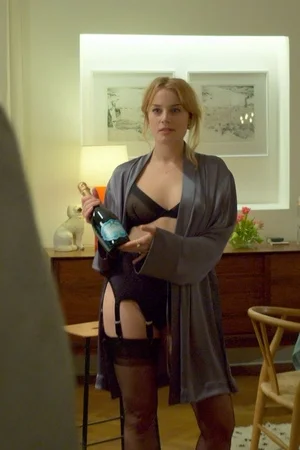 Голая Ида Энгволь в кино - фото 15