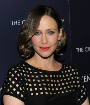 Голая Вера Фармига