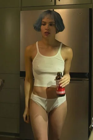 Голая Зои Кравиц в кино - фото 63