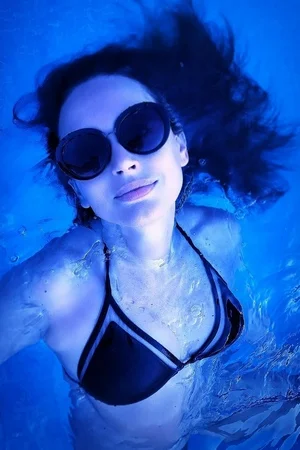 Ирина Безрукова в купальнике - фото 20