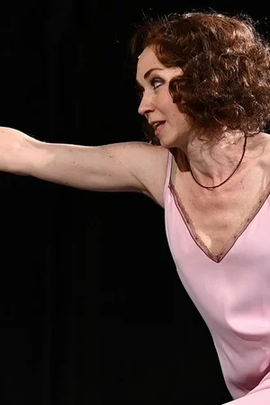 Голая Анна Большова в театре - фото 17