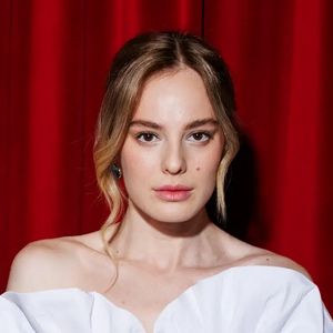 Изабель Эйдлен