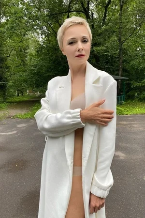 Дарья Повереннова в нижнем белье или купальнике - фото 14