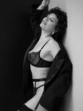Екатерина Юрьевна Волкова в нижнем белье и в купальнике - фото 25